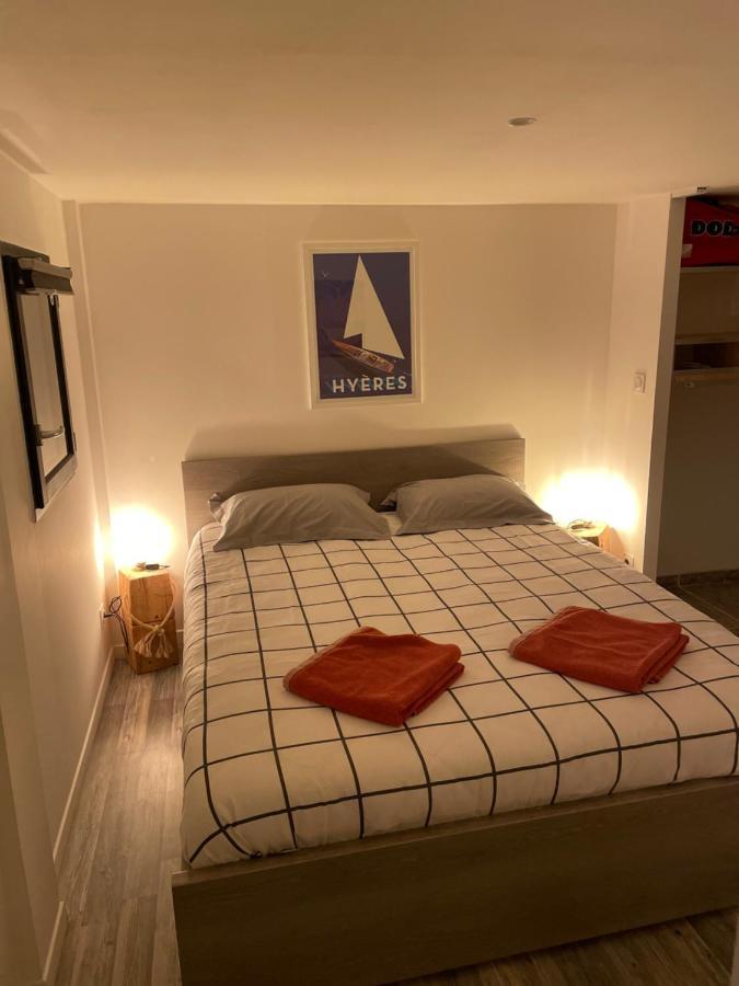 イエール Tiny House Sur La Cote D'Azurヴィラ エクステリア 写真